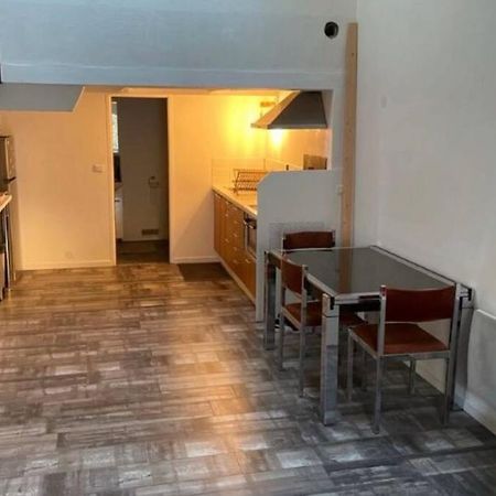 Joli Duplex En Centre Ville De 40M2 Climatise Istres Luaran gambar